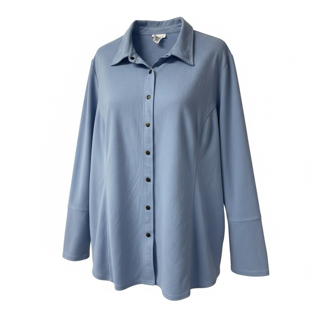 Avenue - Blouse - Women’s Size 22/24 - Light Blue Snap Front Relaxed Fit Vintage